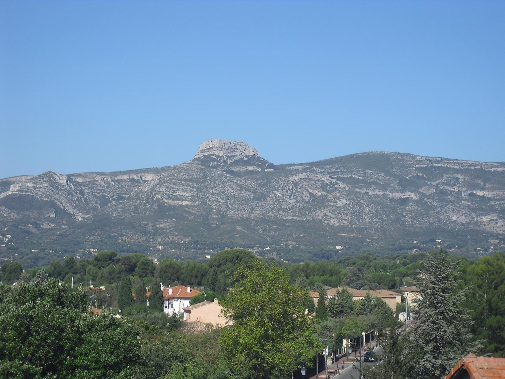 Le Provence Ξενοδοχείο Gémenos Εξωτερικό φωτογραφία